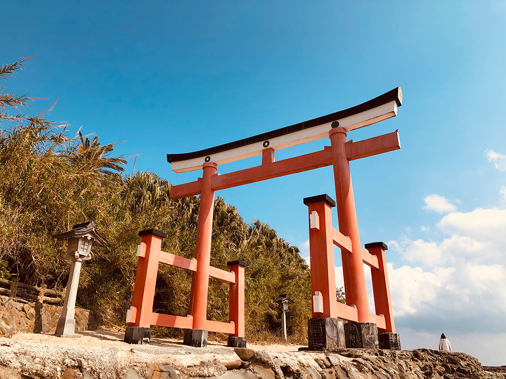 青島神社の参拝道